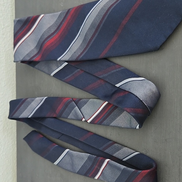 Wembley Navy and Red Striped Tie - Picture 2 of 5